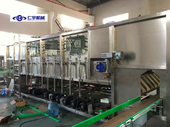 价格高就是好设备？桶装水灌装机厂家米兰milan(中国)机械不认同
